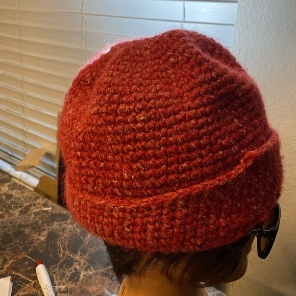 Ganshhimal Women’s Red hand knitting Wool Winter Hat Sz One Fit All - Picture 3 of 12